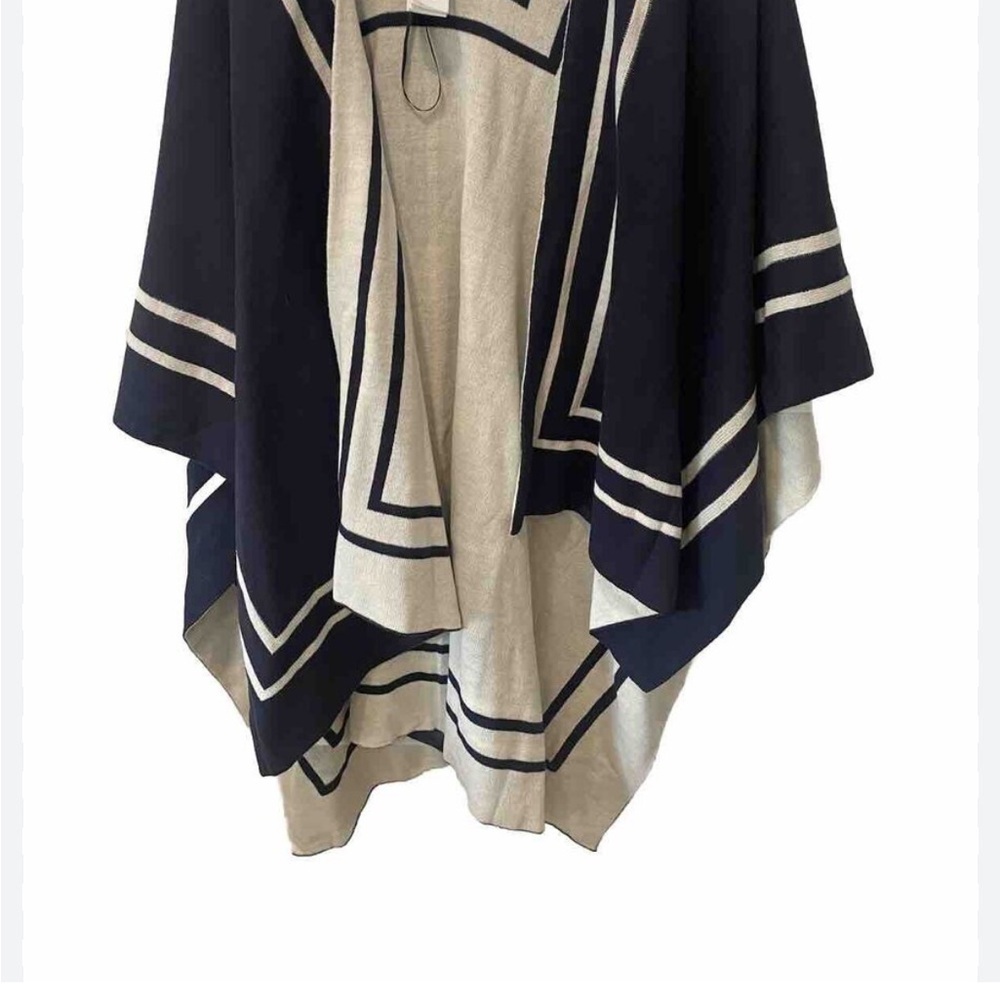 Ralph Lauren Blue Label Jet Set Ruana RevPoncho. One Size fits all. NWT EA113 - Picture 3 of 4